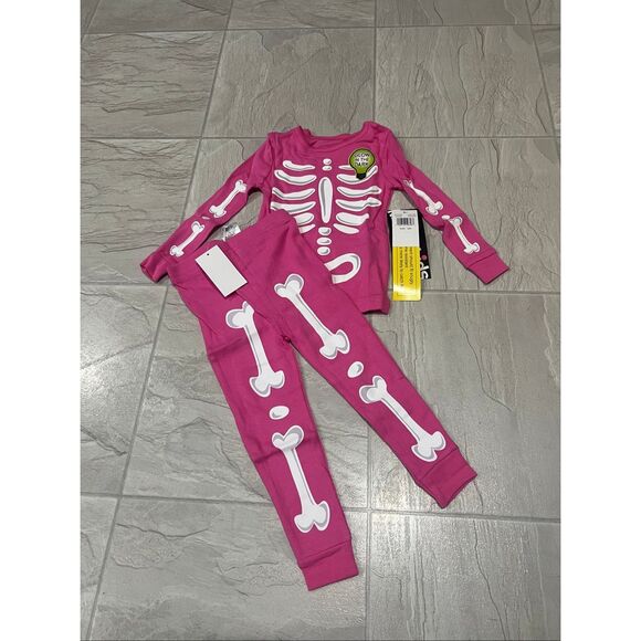 Komar Kids Pink Skeleton Glow In The Dark 2pc Jammy Set Girls 18 Months NEW - Picture 1 of 6